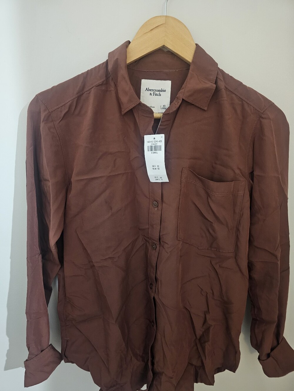 Abercrombie & Fitch Silky Classic Button-Up Shirt XS NWT
